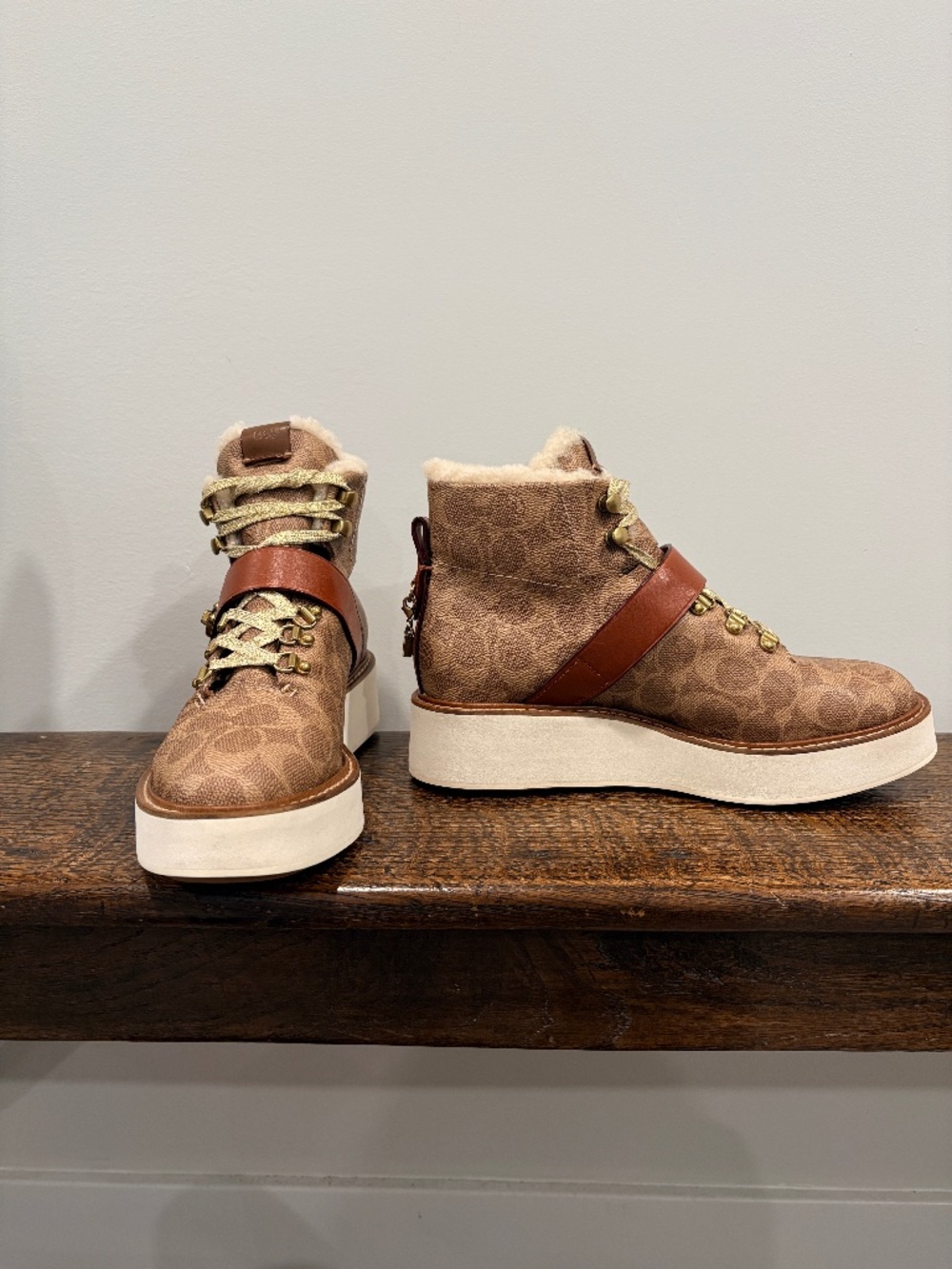 Coach Leather City Hiker Boots Size 8.5